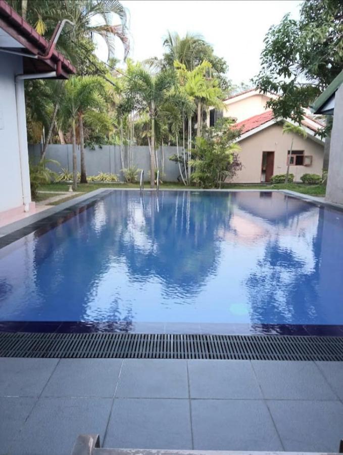Blue Bell Hotel Negombo Kültér fotó