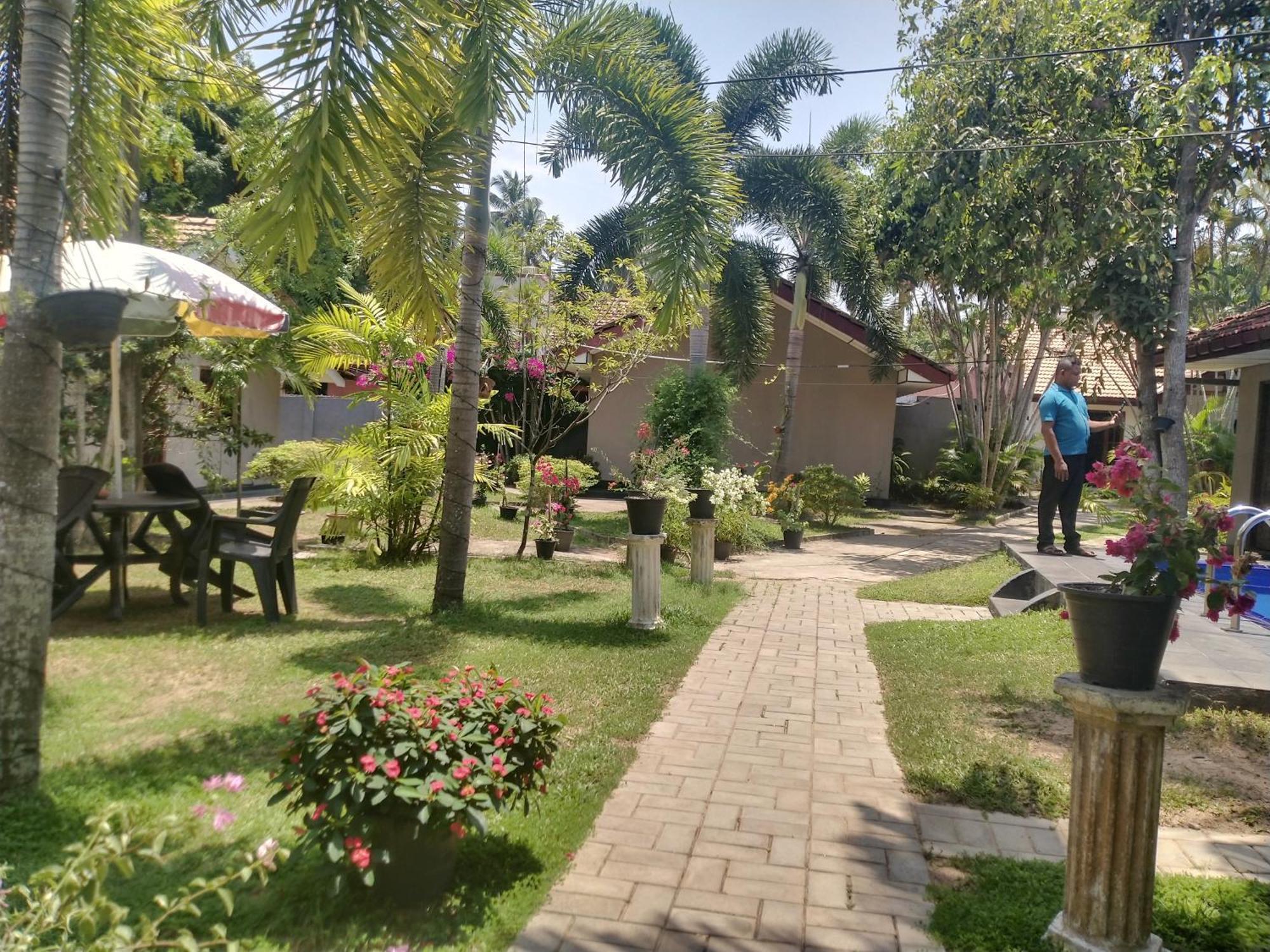 Blue Bell Hotel Negombo Kültér fotó