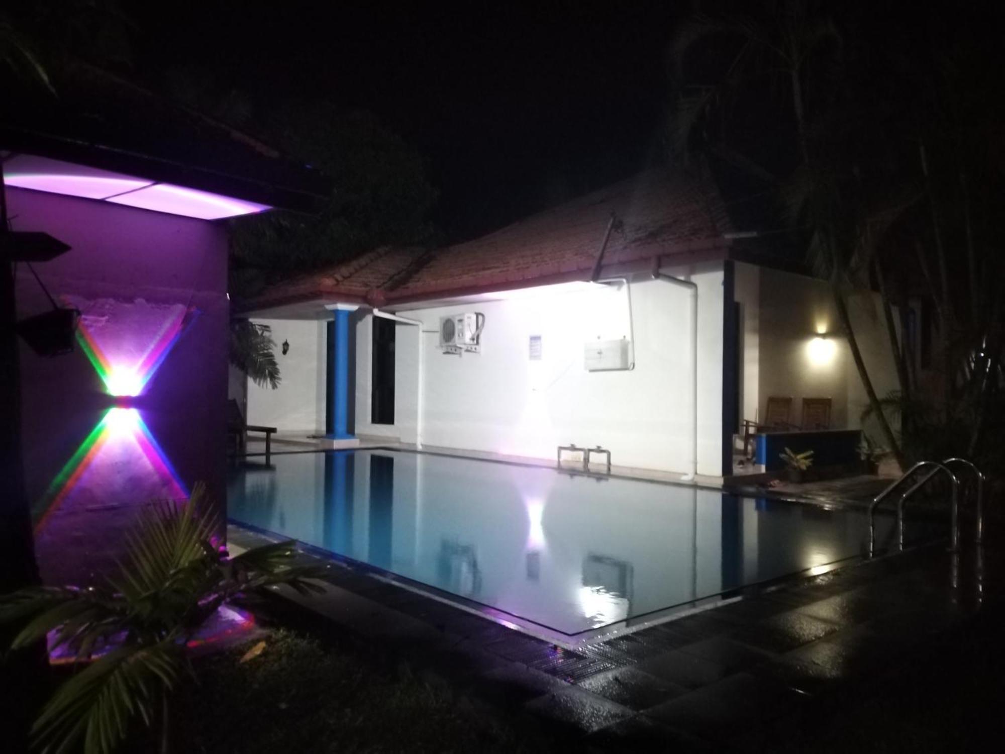 Blue Bell Hotel Negombo Kültér fotó